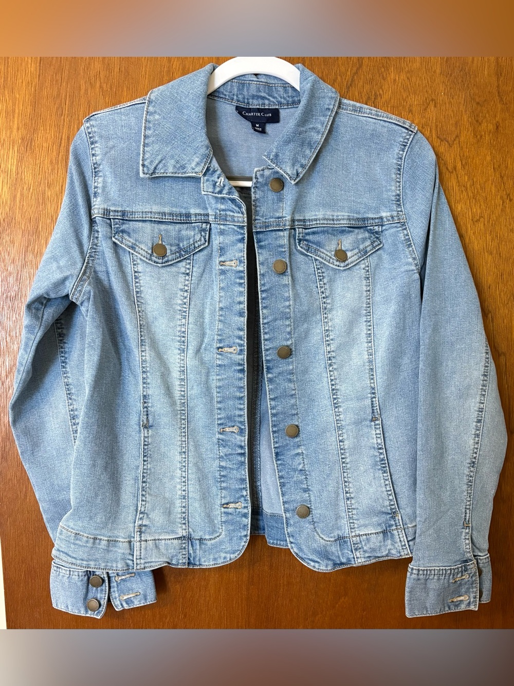 Charter Club light wash denim button front jean jacket Size Medium cotton blend